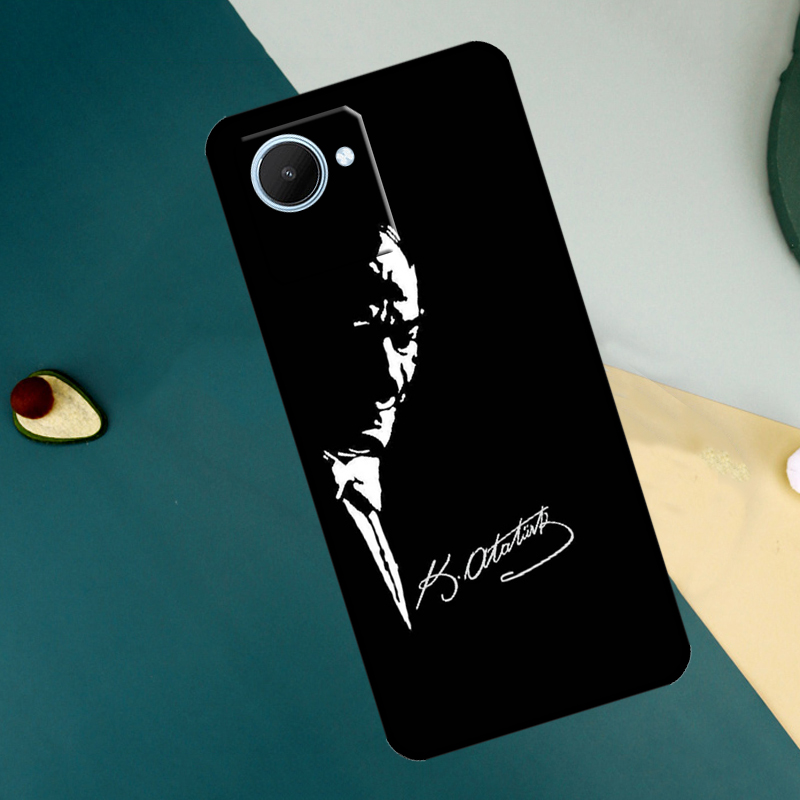 Custodia Mustafa Kemal Ataturk - Realme C67 recensione e prezzo